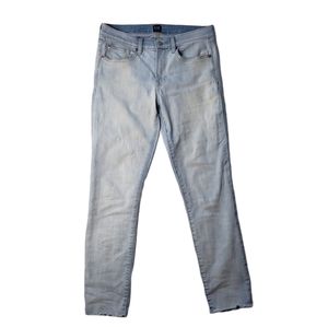 Gap Denim Light Wash Jeans- size 28